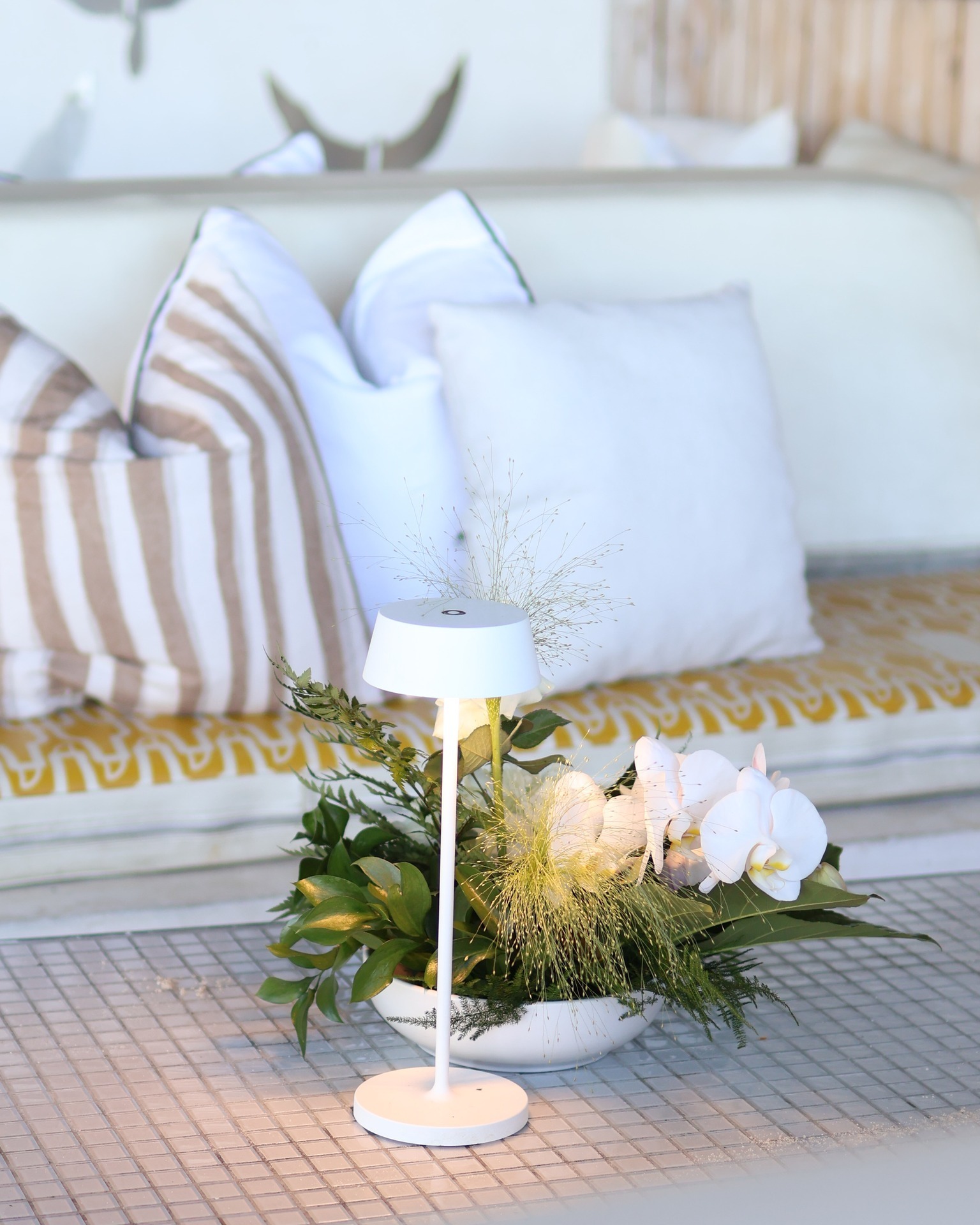 Soft textures, warm tones, and understated elegance ✨
Where refined florals meet curated lounge moments - effortless, elevated, and beautifully considered.
#UrbantonicCT #EventDesign #LuxuryEvents #CapeTown #EventInspo