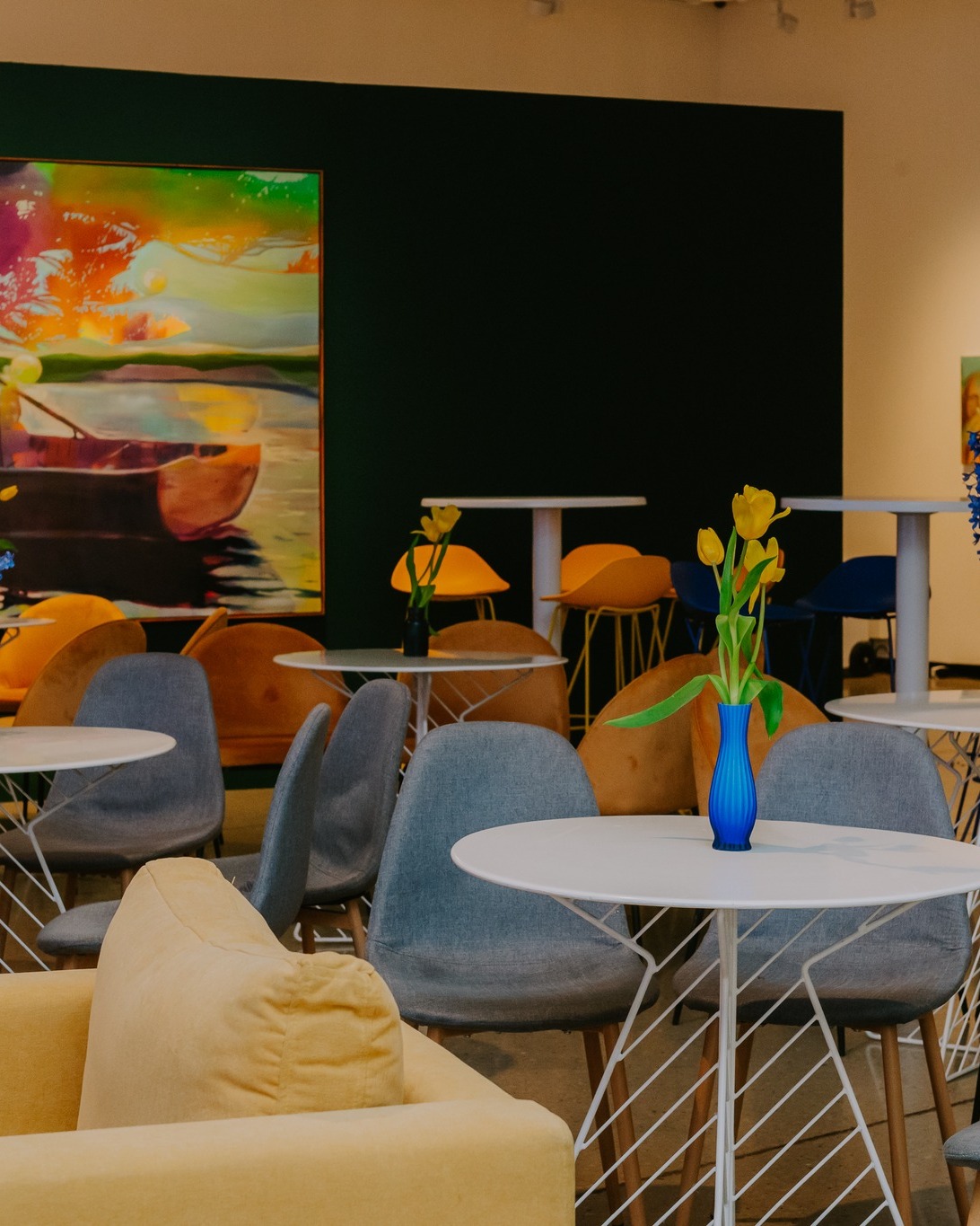 Sanlam | Urbantonic CT
We always appreciate it when our team receives such a glowing review. Thank you!
⭐⭐⭐⭐⭐
"To Emma and the team from Urbantonic, thank you for the beautiful furniture and décor that transformed the space.
The design complemented the aesthetic of the Norval Foundation perfectly while beautifully bringing our event theme to life. Every furniture piece, décor element, and styling detail contributed to creating an elegant, welcoming, and visually stunning environment for our guests.
Thank you, Emma, for your flexibility, creativity, and willingness to accommodate last-minute changes and additional requirements. Your team's professionalism and commitment to delivering excellence were evident in every aspect of the setup.
Urbantonic truly produced exceptional work."
Stylist | @emmapascale_
Venue | @norvalfoundation
Collaboration | @sanlamprivatewealth
Photography | @strikeaposestudiosza