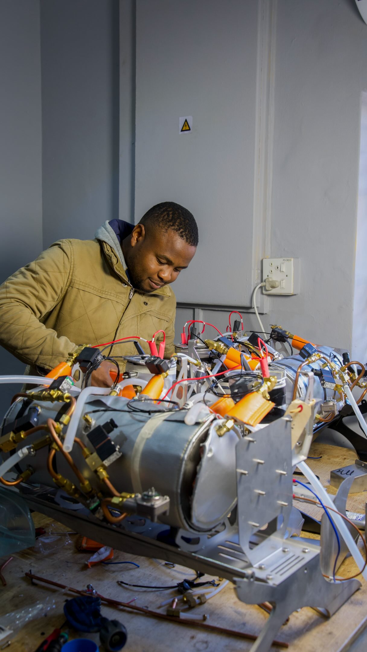 “Locally manufactured” should mean more than having a South African name on the box.
Henlo is manufactured here in South Africa, with local knowledge, local expertise and local support behind the machine.
When you’re running a coffee operation, having the people behind your equipment close to home makes a difference.
Built here. Backed here. 🤝😎