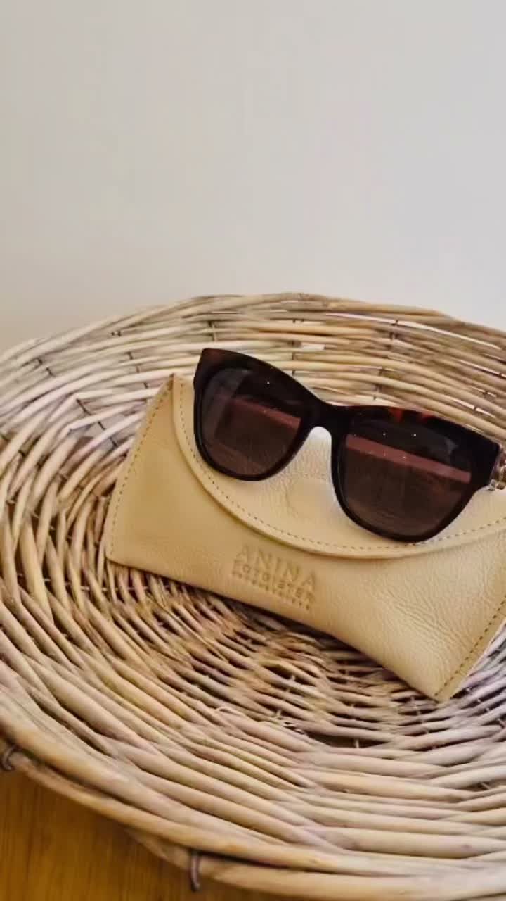 Nothing says ‘luxury’ like real leather. Spoil yourself this Spring with a genuine leather spectacle case for R240. Three natural colours to choose from: Forest green, Pebble brown and Morning mist.