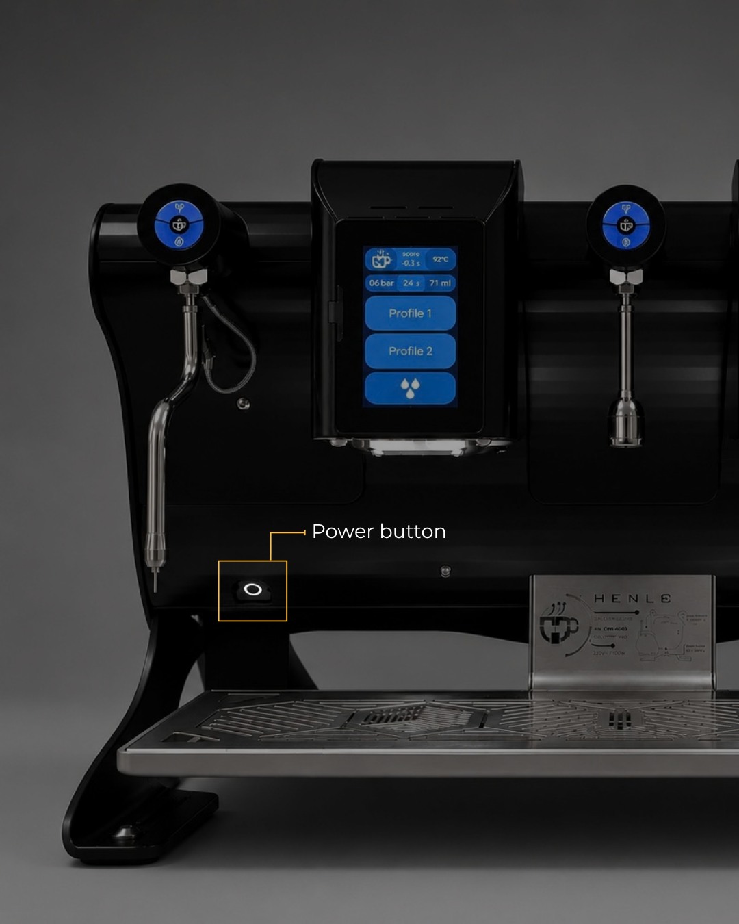 More than just a good looking machine 😉
➡️ Swipe to get to know the parts that make up our RS unit, from the screens to the steam wand.